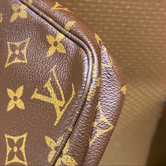 Sold 🎀 LOUIS VUITTON POCHETTE ACCESSOIRES - Picture 5 of 8